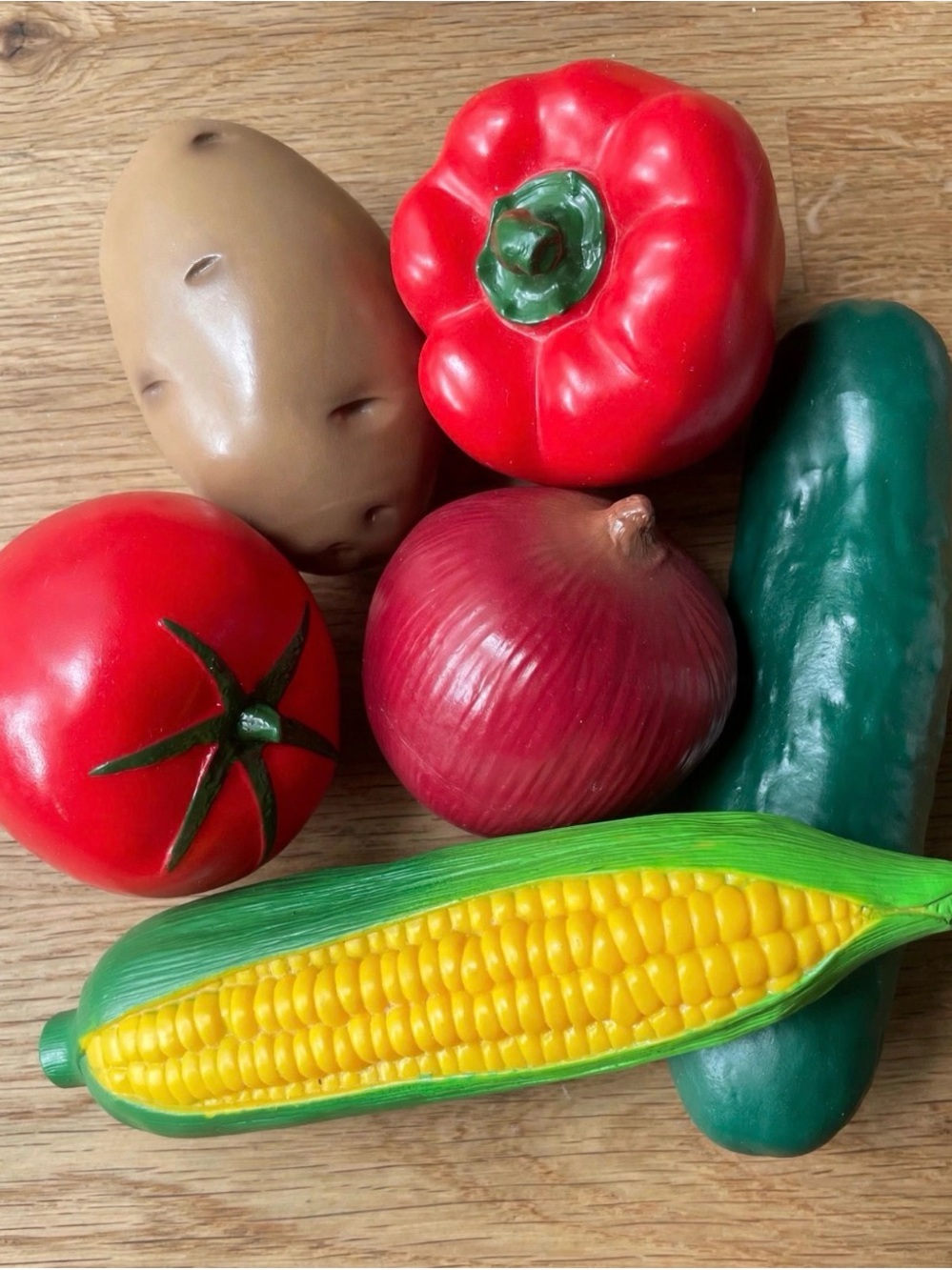 Kids Pretend Play Vegetable Toy Set - Red, Yellow, Green, Brown